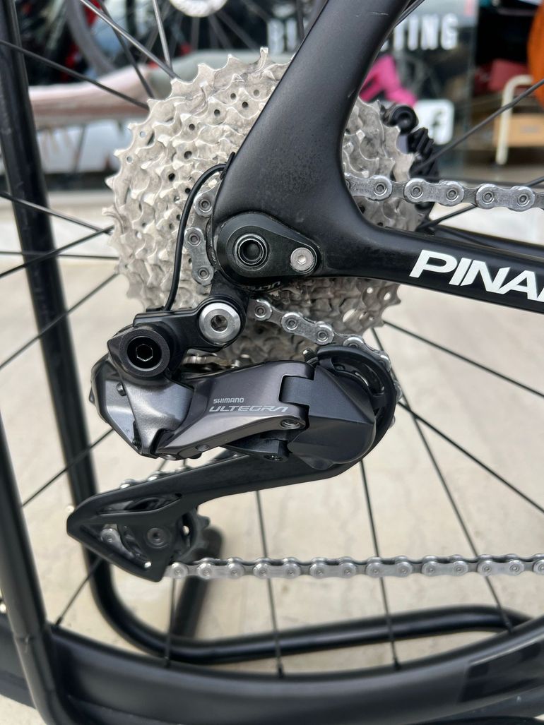 Used Pinarello Pinarello Paris Ultegra 12 Di2 2021 Road & Gravel, Black — image 8 of 10