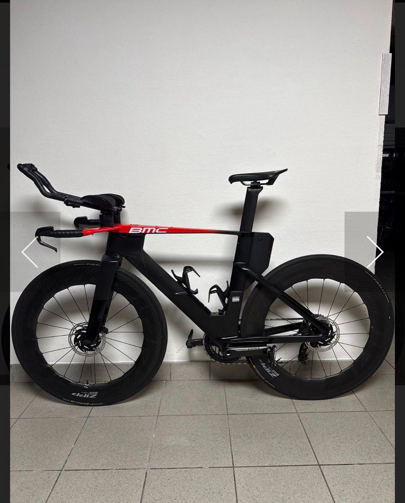 Used BMC Speedmachine 01 LTD 2024 2024 Road & Gravel, Red — image 2 of 5