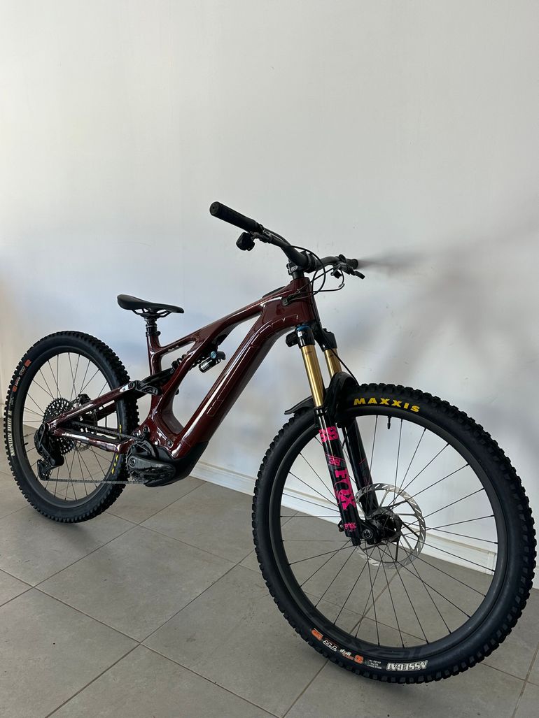 Used Specialized Turbo Levo Pro Carbon 2024 2024 Mountainbike, Red, 29, 27.5 — image 1 of 12