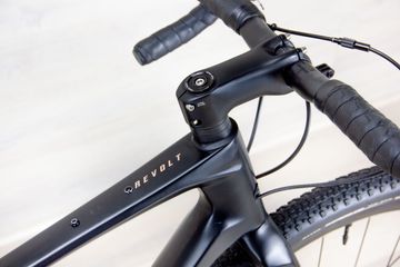 Used Giant Revolt Advanced Pro 2023 Road & Gravel, Black — image 10 of 18