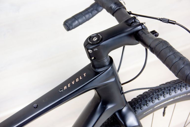 Used Giant Revolt Advanced Pro 2023 Road & Gravel, Black — image 10 of 18
