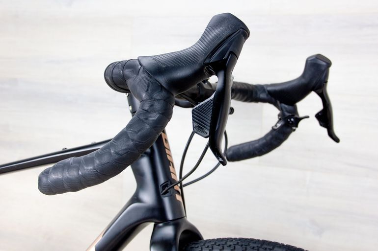 Used Giant Revolt Advanced Pro 2023 Road & Gravel, Black — image 11 of 18