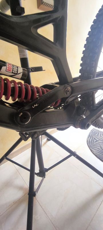 Used YT Industries Tues CF 2018 Frameset 2018 Mountainbike, Black, 27.5 — image 9 of 15