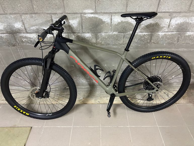 Used Orbea ALMA M50 2022 2022 Mountainbike — image 2 of 7