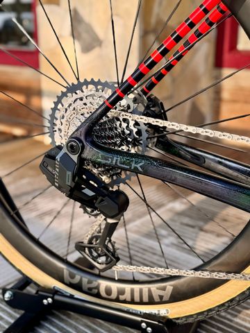 Brugt Megamo Silk Special Edition Rival 2026 Road & Gravel — billede 5 af 6