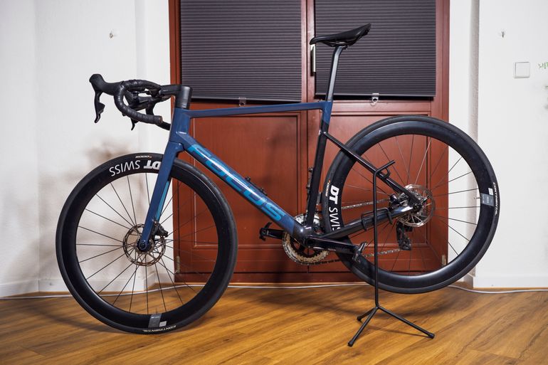 Used Focus Focus Izalco Max 9.7 Carbon Rennrad 2022 Road & Gravel, Blue — image 4 of 19