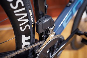 Used Focus Focus Izalco Max 9.7 Carbon Rennrad 2022 Road & Gravel, Blue — image 7 of 19