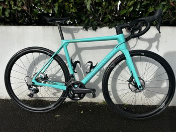 Bianchi, SPECIALISSIMA DISC ULTEGRA 11 SP