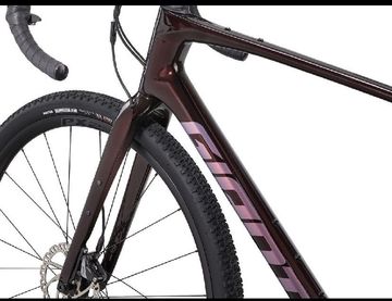 Tweedehands Giant Revolt Advanced 1 2023 2023 Road & Gravel — afbeelding 2 van 4
