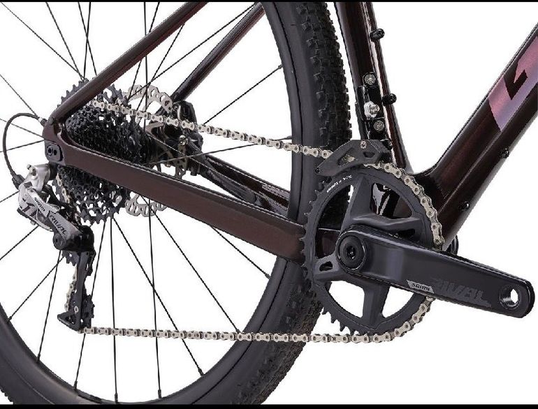 Used Giant Revolt Advanced 1 2023 2023 Road & Gravel, Red — image 3 of 4
