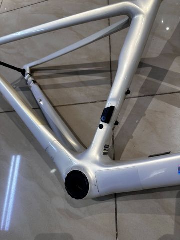 Used Colnago V4RS 2024 Road & Gravel, White — image 5 of 8