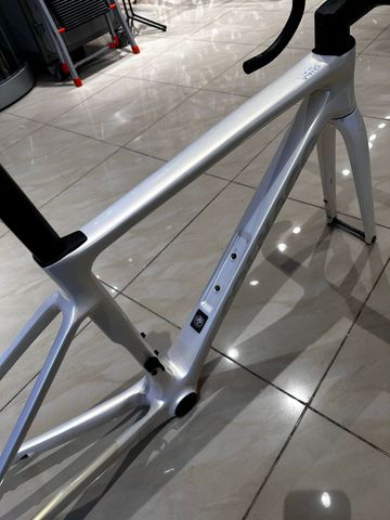 Used Colnago V4RS 2024 Road & Gravel, White — image 1 of 8
