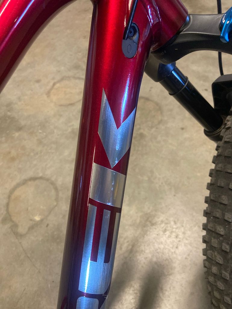 Used Trek 2022 Trek Fuel Ex8 2022 Mountainbike, Red — image 6 of 6