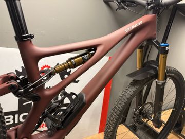 Tweedehands Specialized Stumpjumper Pro 2023 2023 Mountainbike — afbeelding 4 van 7