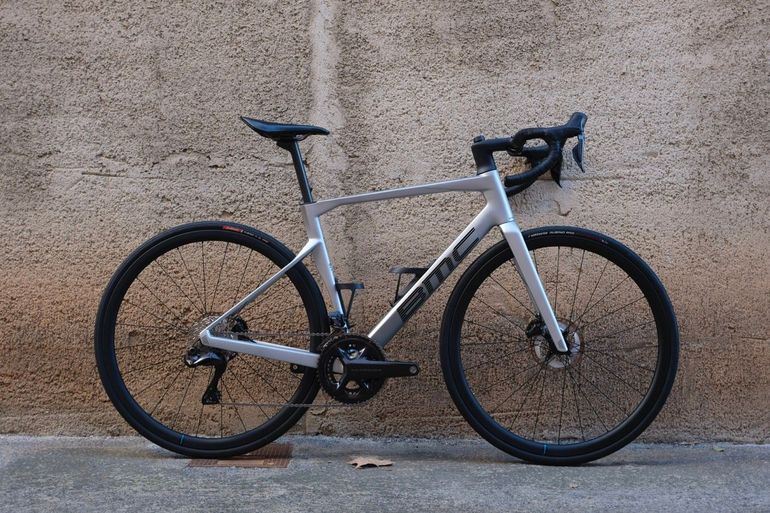 Used BMC Roadmachine 01 FOUR 2024 2024 Road & Gravel, Light Gray — image 1 of 12