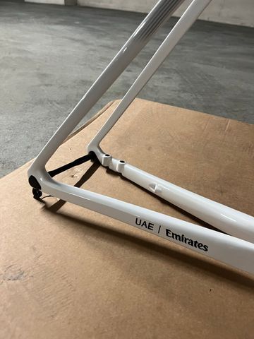 Used Colnago V4RS 2025 Road & Gravel, White — image 8 of 15