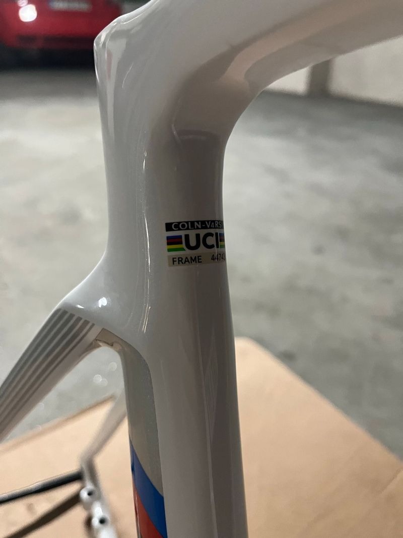 Used Colnago V4RS 2025 Road & Gravel, White — image 9 of 15