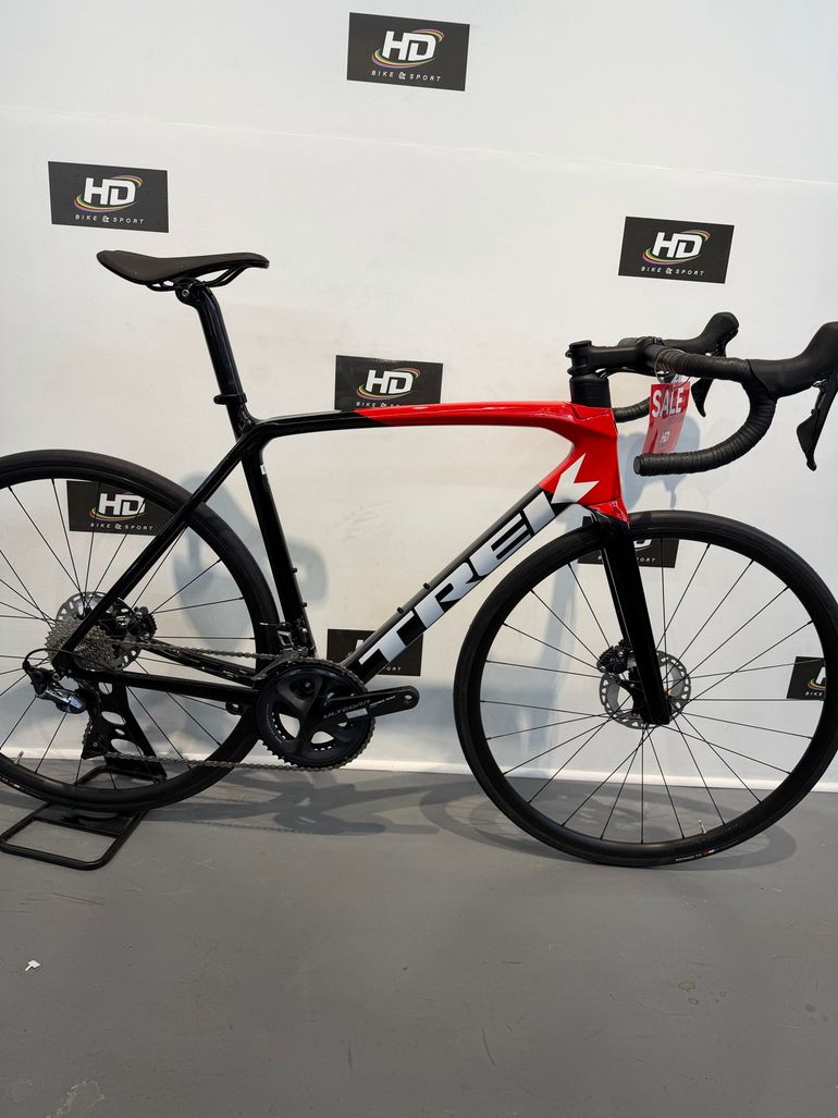Used Trek Émonda SL 6 Disc Pro 2022 2022 Road & Gravel — image 1 of 3