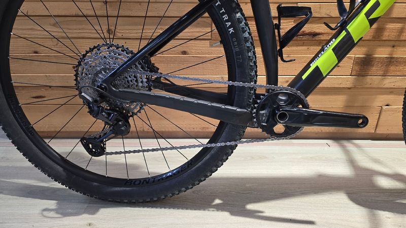 Trek Procaliber 9.6 Gen 2 2024 2024 Mountainbike usato, Nero — immagine 2 di 12