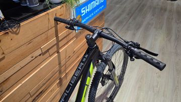 Trek Procaliber 9.6 Gen 2 2024 2024 Mountainbike usato, Nero — immagine 6 di 12