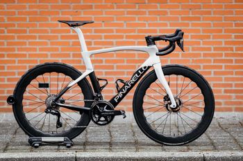 Pinarello, DOGMA F DURA ACE Di2 Disc 2024