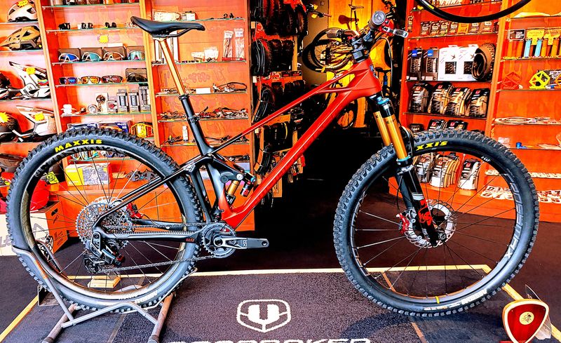 Used Mondraker Foxy Rr Earth Red 2025 MTB
