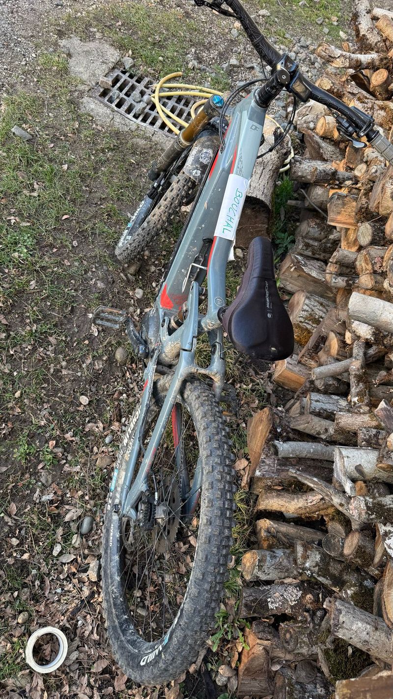 Used Devinci DC NX 11s 2020 2020 MTB