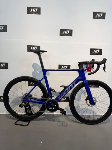 Gebrauchtes Giant Propel Advanced 1 2024 2024 Road & Gravel, Blau — Bild 1 von 3