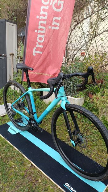 Used Bianchi Bianchi Impulso All Road GRX 600 2023 2023 Road & Gravel, Blue — image 5 of 6
