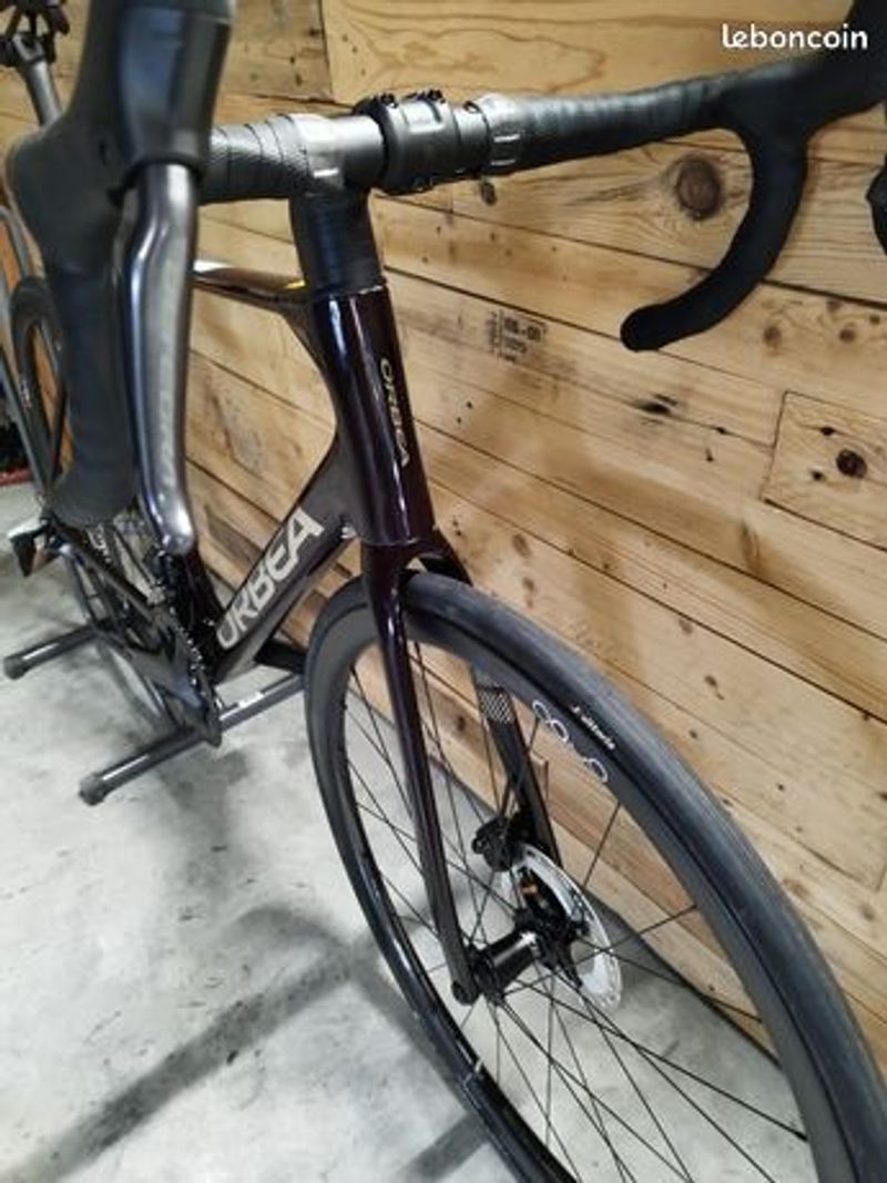 Orbea ORCA M20iTEAM 2025 2025 Road & Gravel usato, Viola — immagine 3 di 4