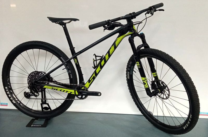 Used Scott Scale RC 900 Pro 2018 2018 Mountainbike, Black, 29 — image 1 of 6