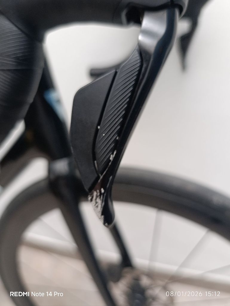 Used Giant Tcr Shimano 105 Di2 2025 Road & Gravel — image 9 of 9