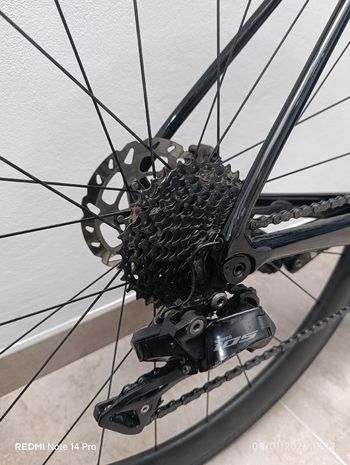 Used Giant Tcr Shimano 105 Di2 2025 Road & Gravel — image 4 of 9