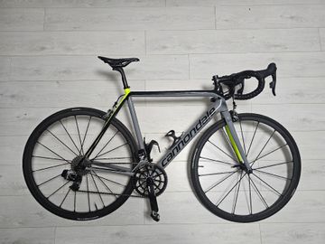 Cannondale SuperSix Evo Hi-mod 2018 2018 Road & Gravel usato