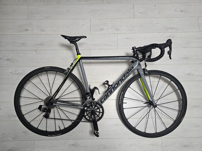 Used Cannondale SuperSix Evo Hi-mod 2018 2018 Road & Gravel, Hellgrau — image 1 of 17