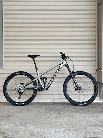 Used Pivot Firebird 29 Ride SLX/XT 2023 2023 MTB
