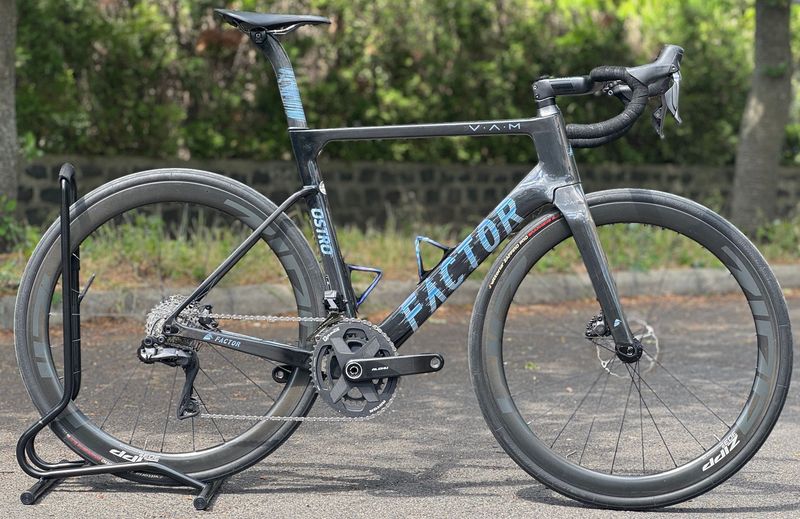 Used Factor Ostro Shimano Ultegra Di2 2022 Road & Gravel