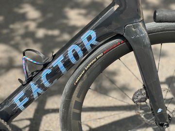 Brugt Factor Ostro Shimano Ultegra Di2 2022 Road & Gravel — billede 2 af 14