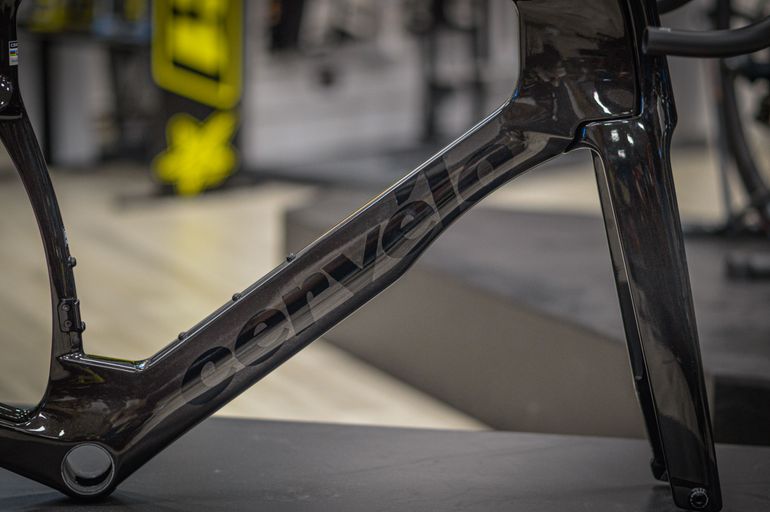 Used Cervélo Cervelo S5 Frame-set Five Black (2026) Frameset 2026 Road & Gravel, Black — image 2 of 12