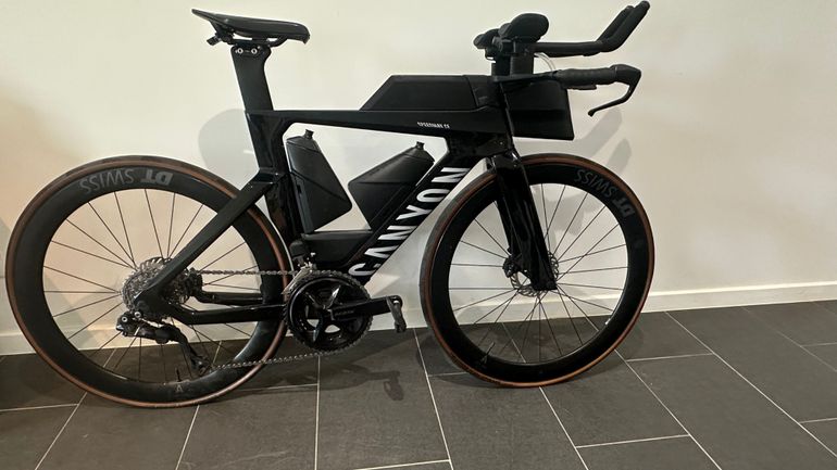 Used Canyon Speedmax CF 7 Di2 2025 2025 Road & Gravel — image 1 of 8