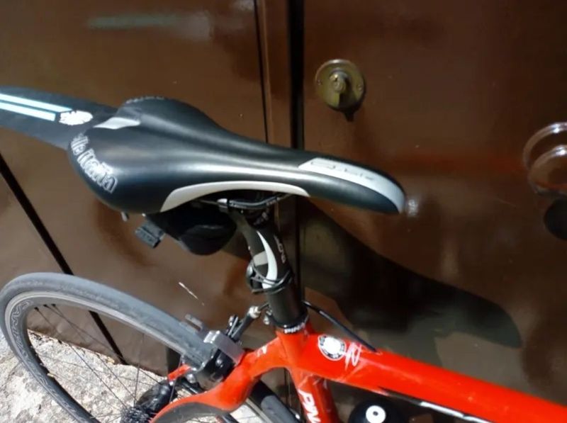 Gebrauchtes PINARELLO RAZHA 2016 2016 Road & Gravel, Rot — Bild 8 von 9