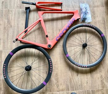 Cervélo, Soloist Tropical Sunset Frameset + Wheels Frameset