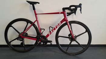Used Factor O2 VAM Frameset 2025 Road & Gravel, Red — image 4 of 6