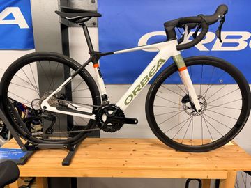 Gebrauchtes Orbea GAIN M30 2025 2025 Road & Gravel
