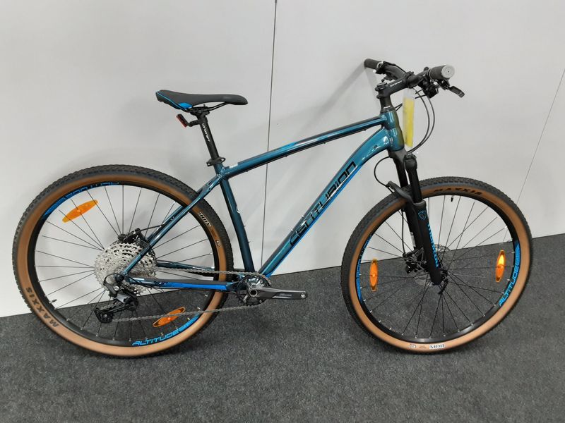 Used Centurion Backfire Pro 600 2022 Mountainbike, Blue — image 1 of 5