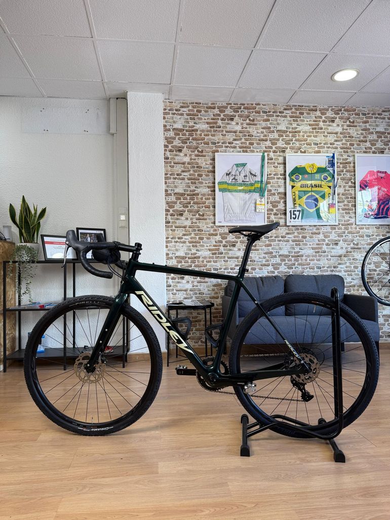 Used Ariel Rider Kanzo Adventure 2022 Road & Gravel, Green — image 2 of 5
