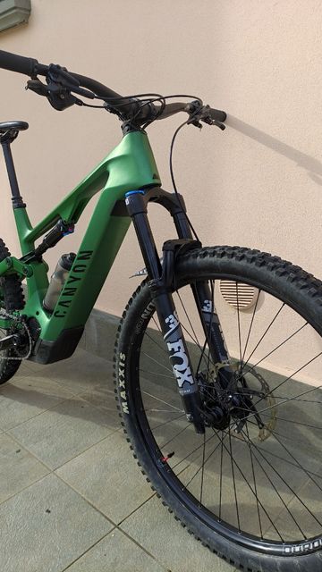 Używany Canyon Spectral:ON CF 8 2023 2023 Mountainbike — zdjęcie 4 z 15
