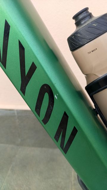Używany Canyon Spectral:ON CF 8 2023 2023 Mountainbike — zdjęcie 12 z 15