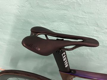 Used Canyon Aeroad CFR Di2 2024 2024 Road & Gravel, Purple — image 5 of 8