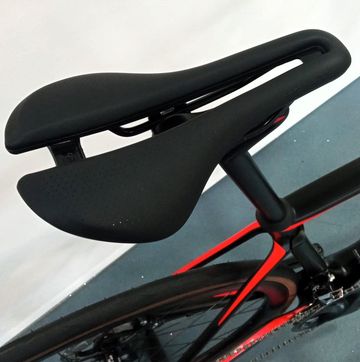 Used Specialized Roubaix Comp 2019 2019 Road & Gravel, Black — image 5 of 6